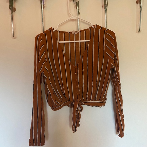 orange and white striped blouse - Picture 3 of 4